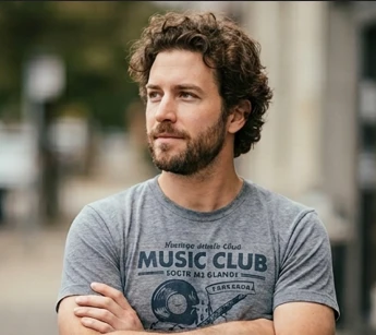 Mark T. Profile